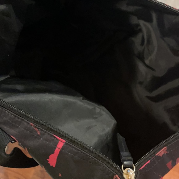 Henri Bendel red black logo tote bag - Picture 4 of 7